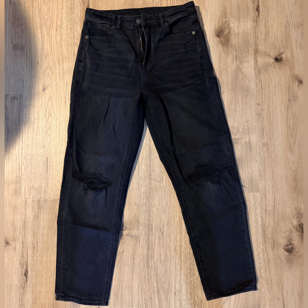 American Eagle Outfitters Black Distressed Boyfriend Jeans